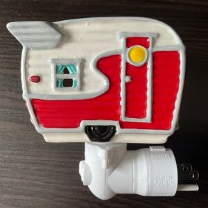 Scentsy Road Less Traveled Wax Warmer Retro Trailer